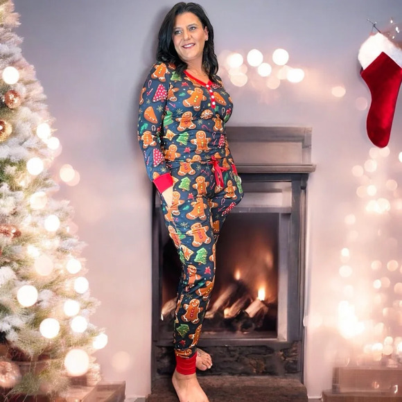 Shirley &‎ Stone Gingerbread Man Jogger Lounge Pajama Set for Women - Nightwear - Picture 5 of 16